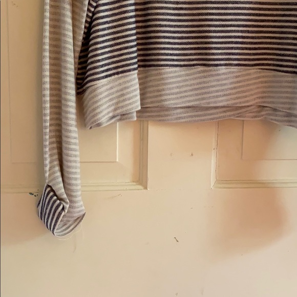 Nordstrom’s Long Sleeve - Picture 2 of 6